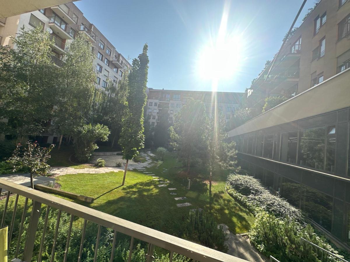 Zoe Apartman บูดาเปสต์ ภายนอก รูปภาพ